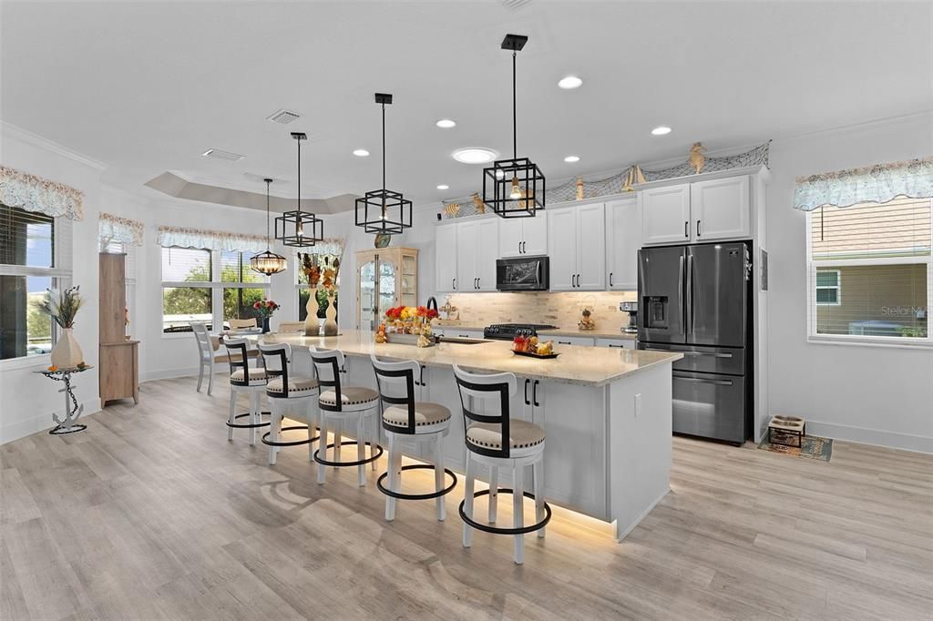 Active With Contract: $929,900 (3 beds, 2 baths, 2067 Square Feet)