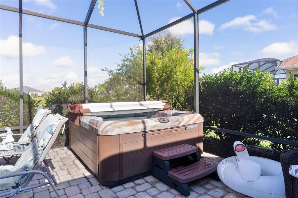 Active With Contract: $929,900 (3 beds, 2 baths, 2067 Square Feet)