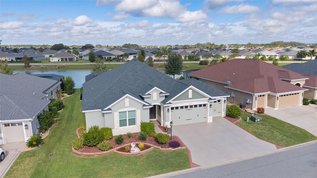 Active With Contract: $929,900 (3 beds, 2 baths, 2067 Square Feet)