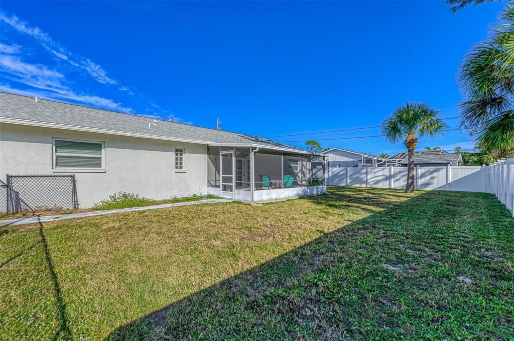 合同活跃: $339,000 (3 贝兹, 2 浴室, 1604 平方英尺)