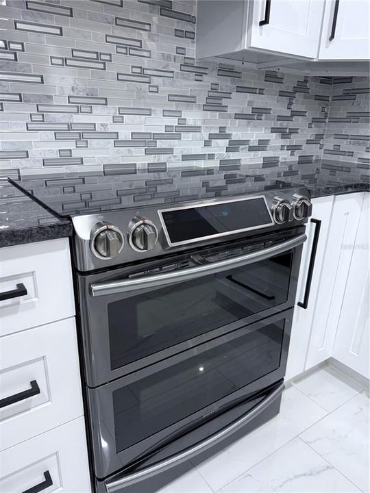 For Rent: $2,650 (3 beds, 2 baths, 1638 Square Feet)