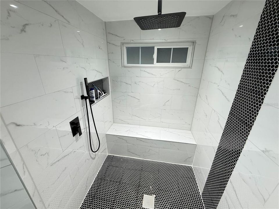 For Rent: $2,650 (3 beds, 2 baths, 1638 Square Feet)