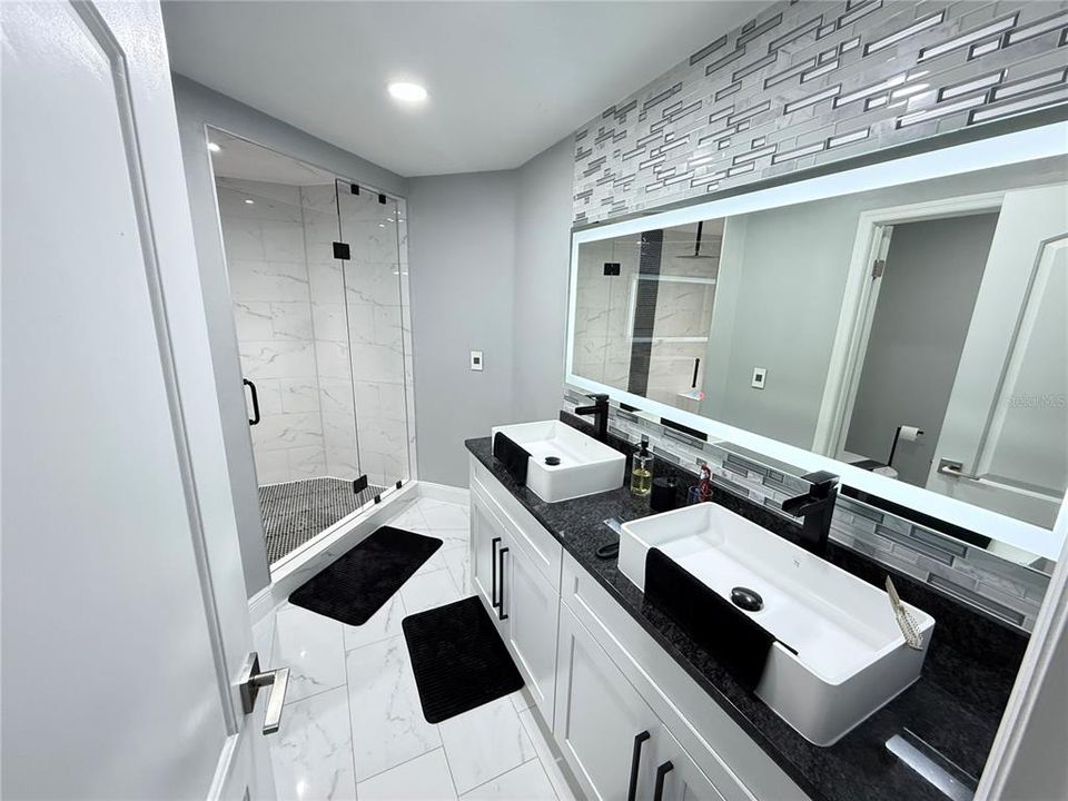 For Rent: $2,650 (3 beds, 2 baths, 1638 Square Feet)