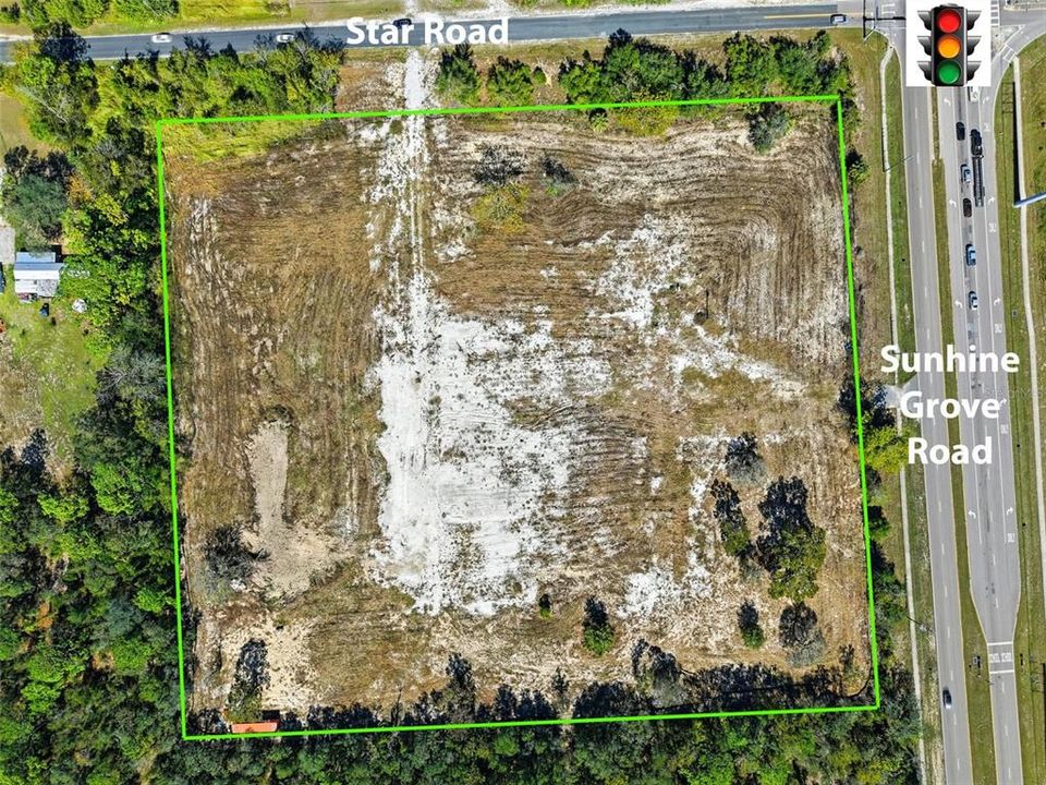 На продажу: $995,000 (8.40 acres)