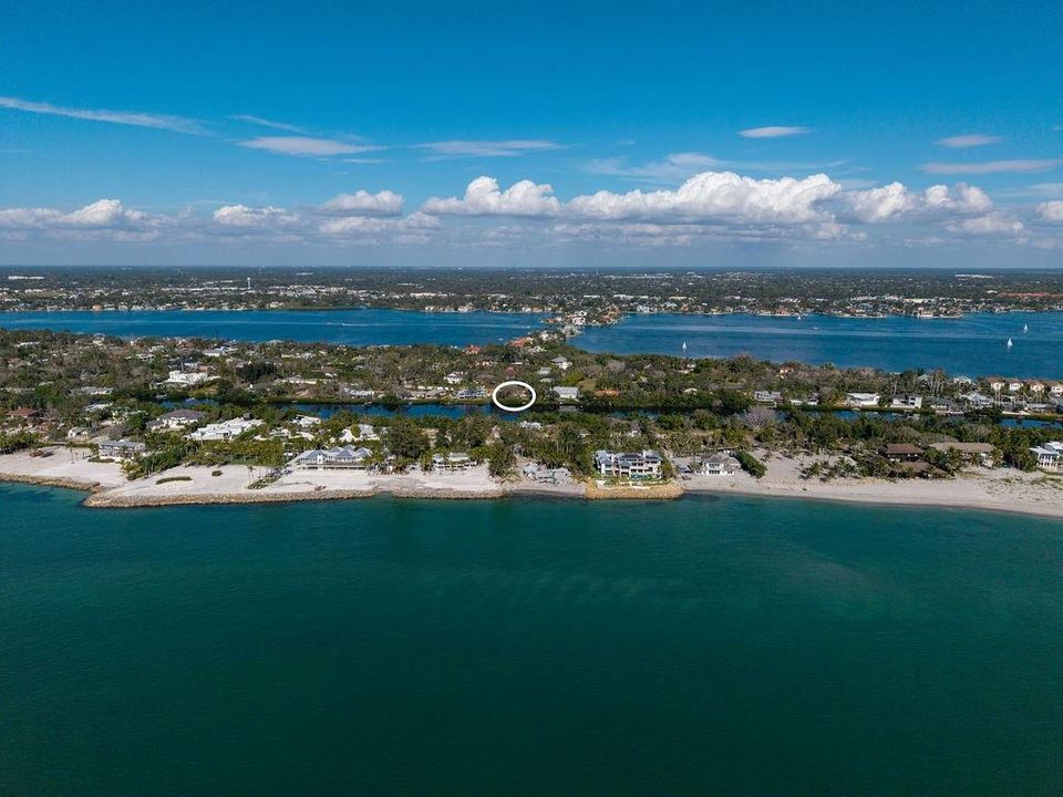 For Sale: $1,000,000 (0.43 acres)