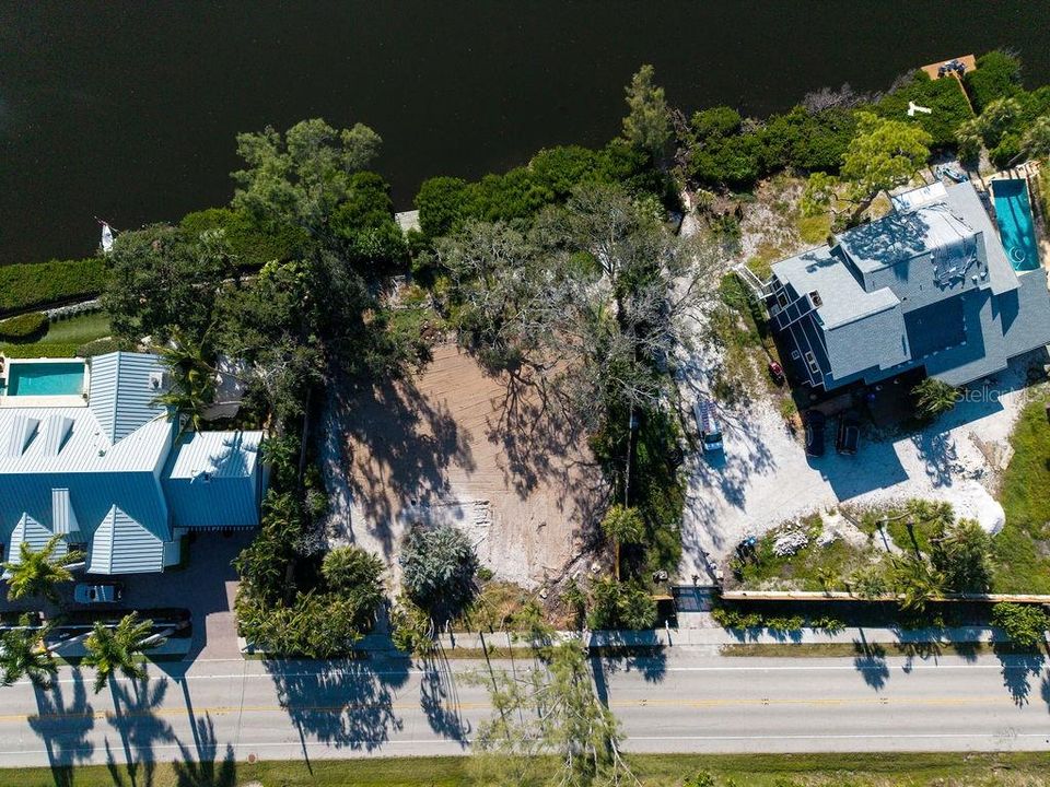 For Sale: $1,000,000 (0.43 acres)