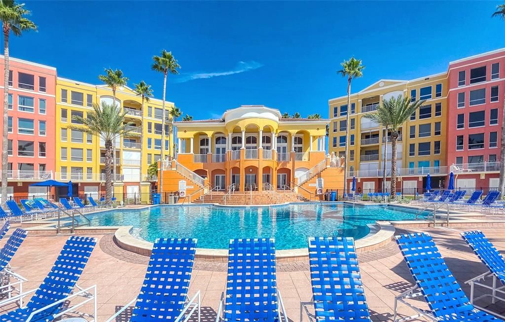 На продажу: $1,245,000 (2 спален, 2 ванн, 1307 Квадратных фут)