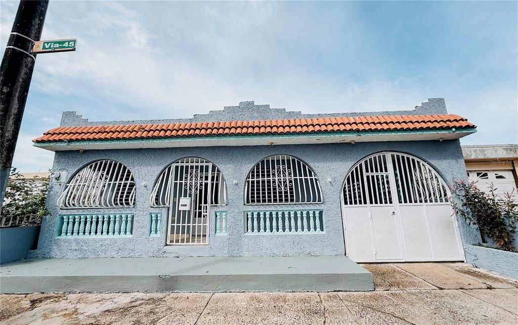 Recently Rented: $1,300 (3 beds, 1 baths, 0 Square Feet)