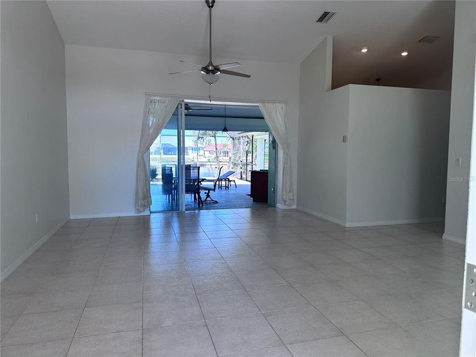 待售: $775,000 (3 贝兹, 2 浴室, 2135 平方英尺)