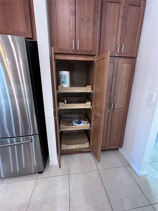 待售: $775,000 (3 贝兹, 2 浴室, 2135 平方英尺)