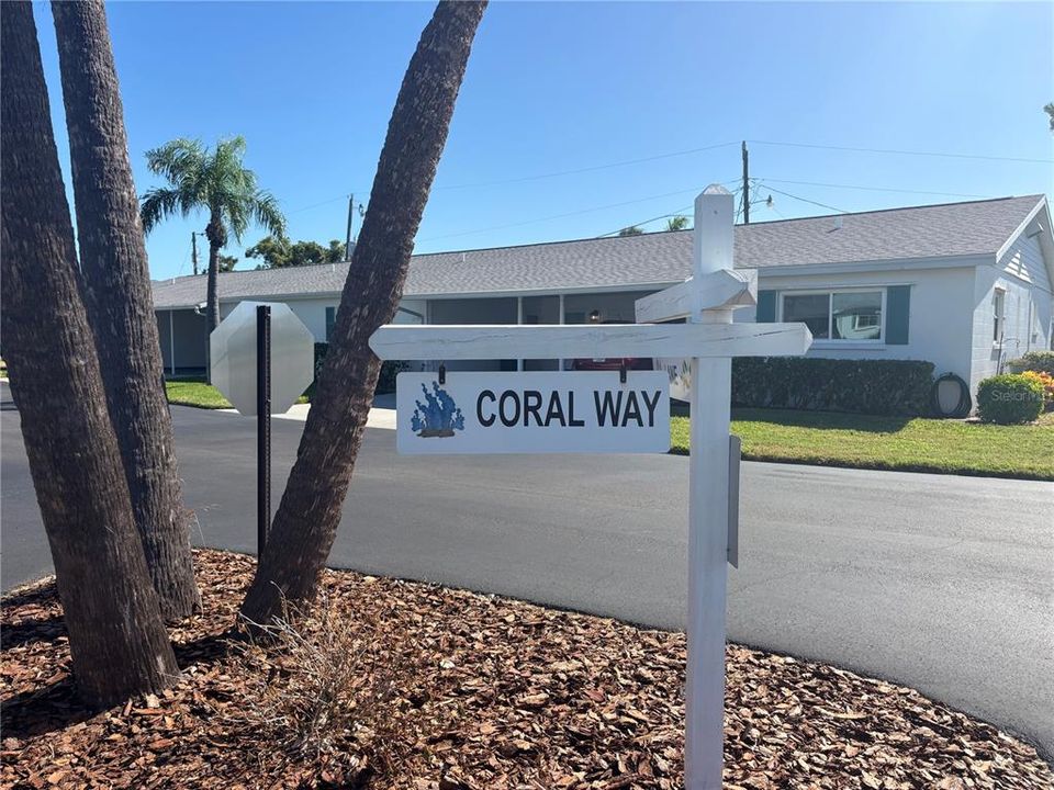 待售: $170,000 (2 贝兹, 1 浴室, 865 平方英尺)