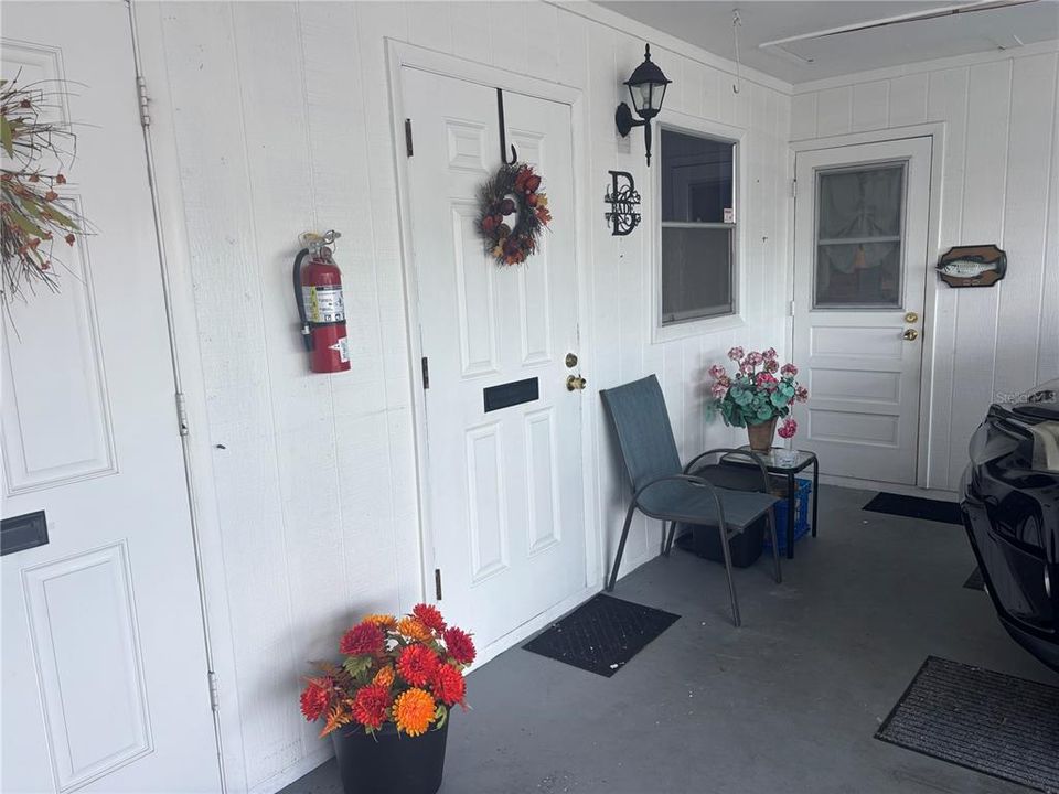 待售: $170,000 (2 贝兹, 1 浴室, 865 平方英尺)