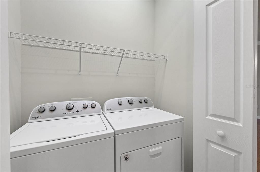 Active With Contract: $399,000 (2 beds, 2 baths, 1458 Square Feet)