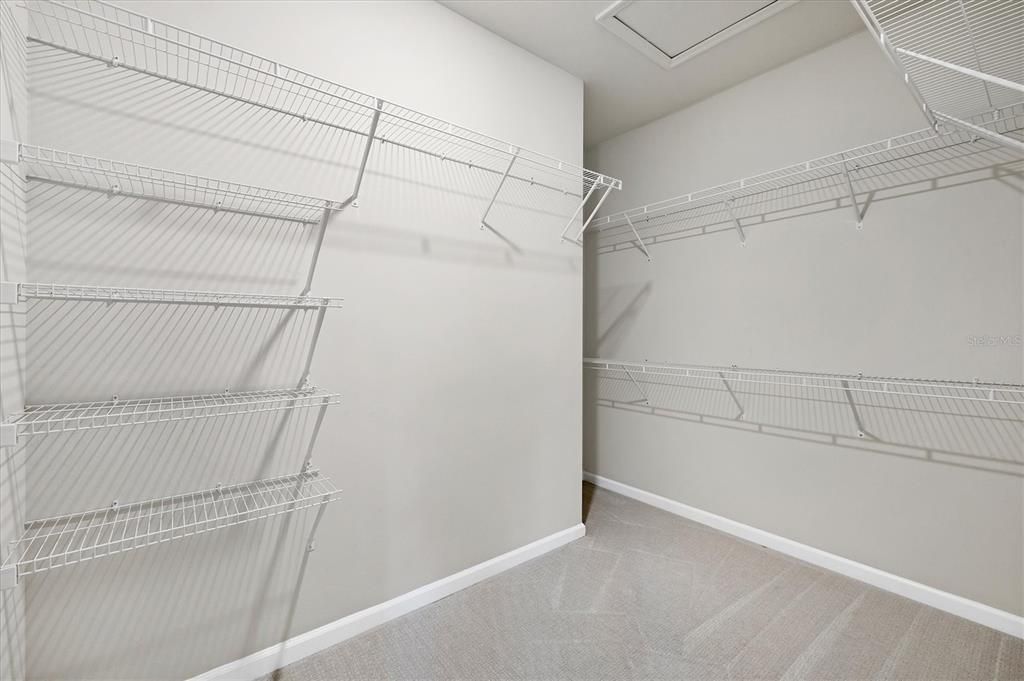 Active With Contract: $399,000 (2 beds, 2 baths, 1458 Square Feet)