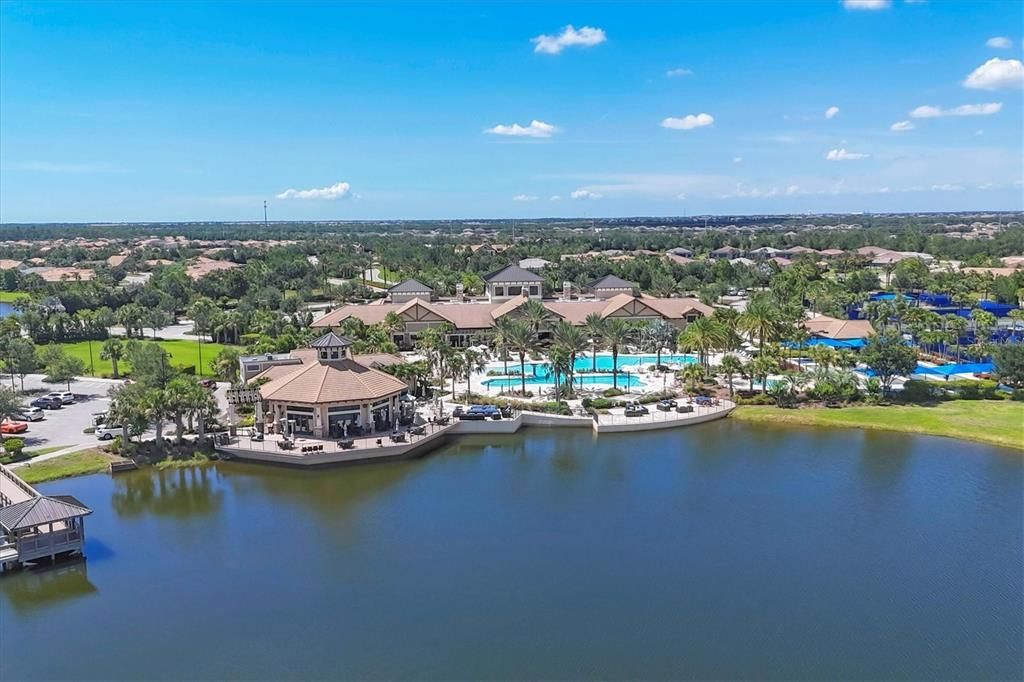 Active With Contract: $399,000 (2 beds, 2 baths, 1458 Square Feet)