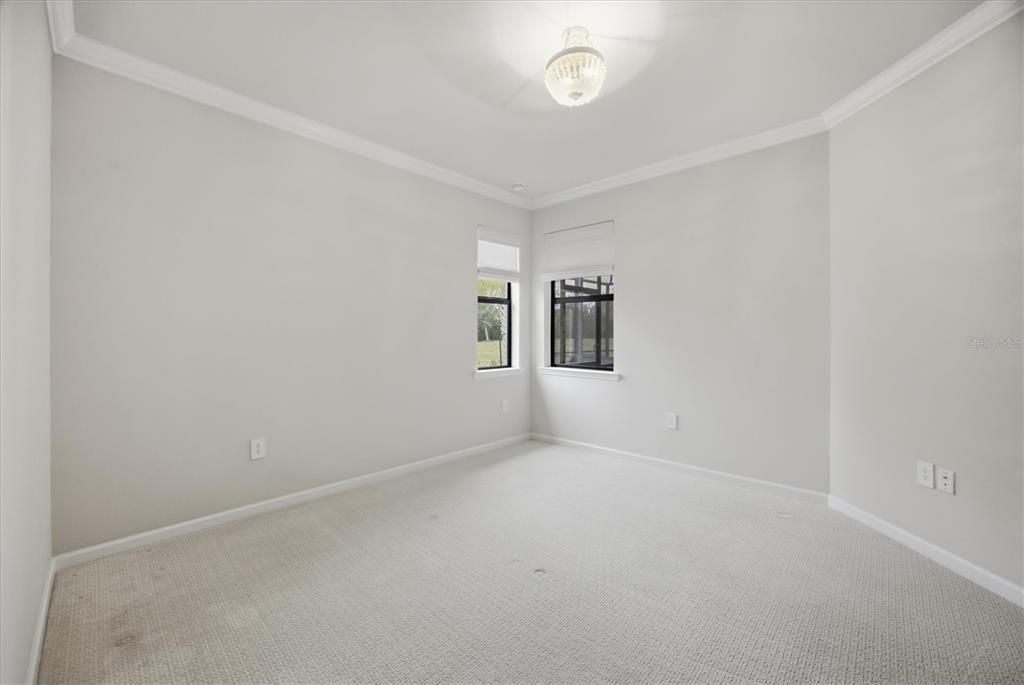 Active With Contract: $399,000 (2 beds, 2 baths, 1458 Square Feet)