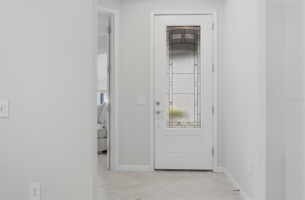 Active With Contract: $399,000 (2 beds, 2 baths, 1458 Square Feet)