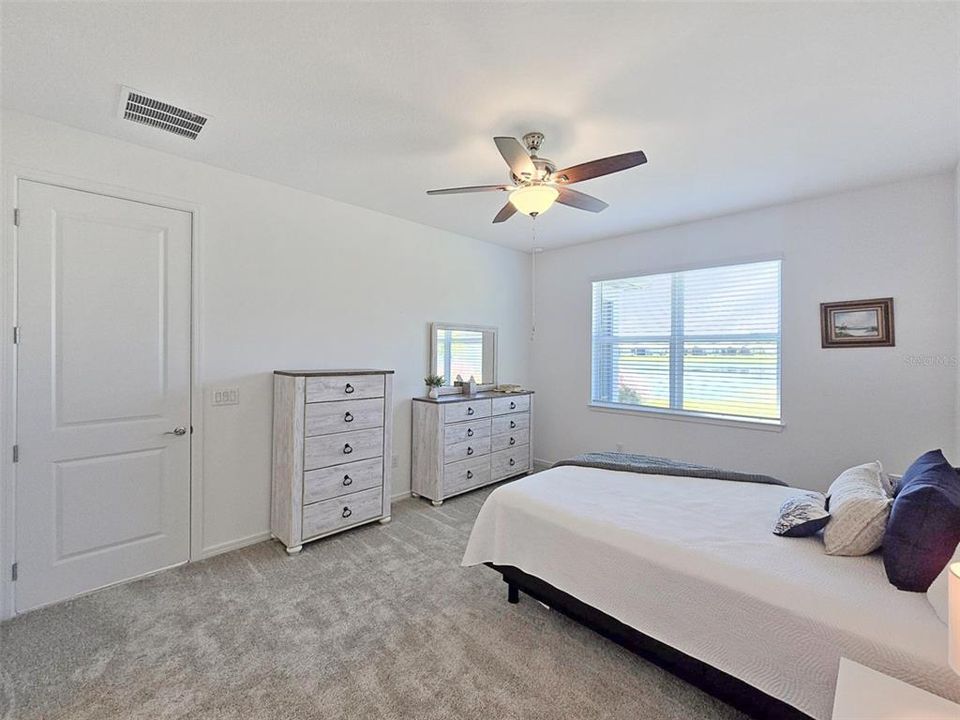 Active With Contract: $2,199 (2 beds, 2 baths, 1542 Square Feet)