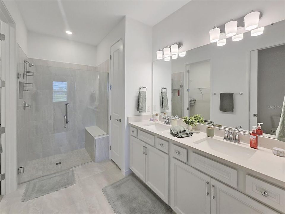 Active With Contract: $2,199 (2 beds, 2 baths, 1542 Square Feet)