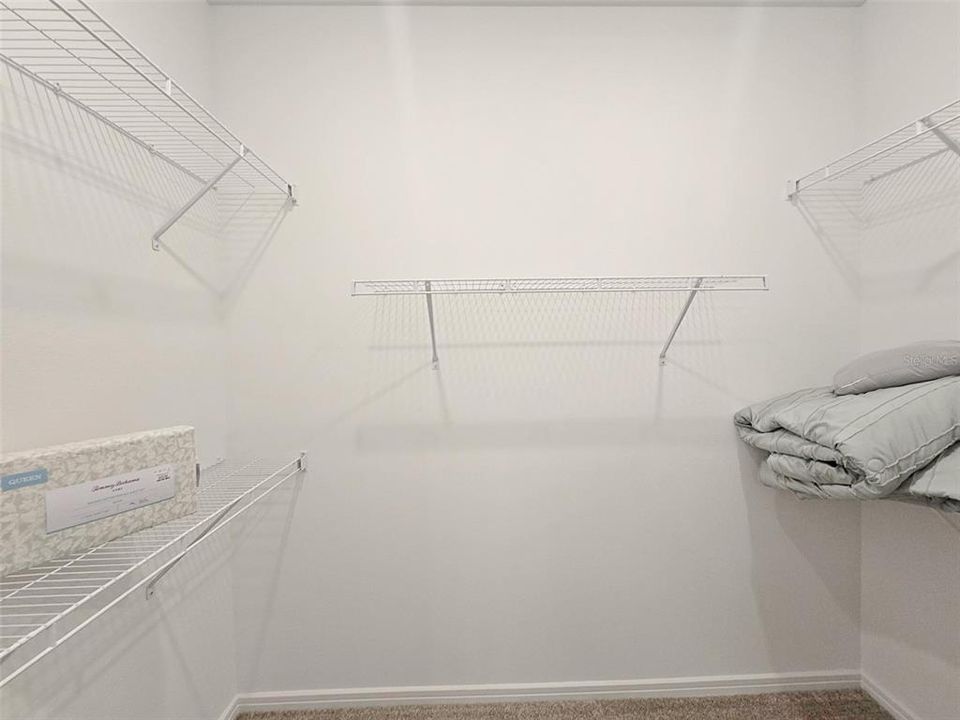 Active With Contract: $2,199 (2 beds, 2 baths, 1542 Square Feet)