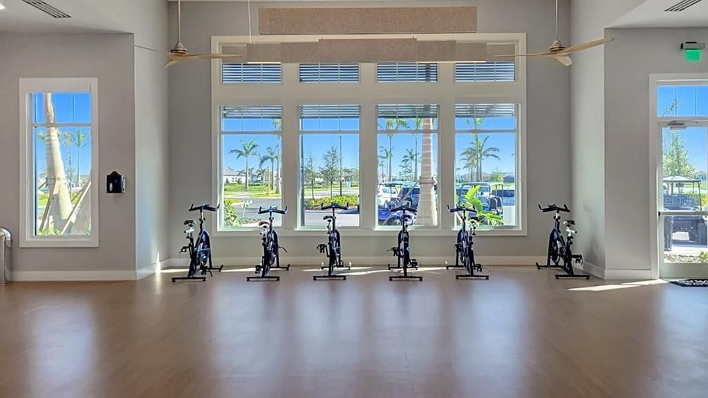 Active With Contract: $2,199 (2 beds, 2 baths, 1542 Square Feet)