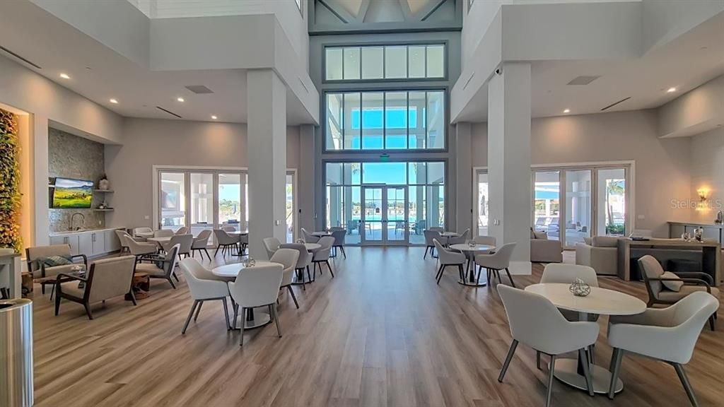 Active With Contract: $2,199 (2 beds, 2 baths, 1542 Square Feet)