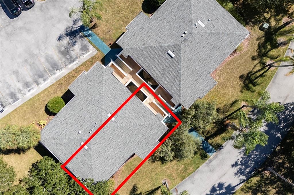 Active With Contract: $154,900 (2 beds, 2 baths, 915 Square Feet)