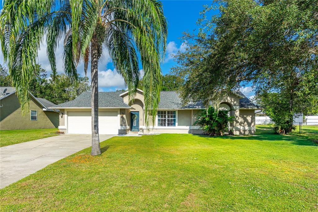 Под контрактом: $345,000 (3 спален, 2 ванн, 1732 Квадратных фут)