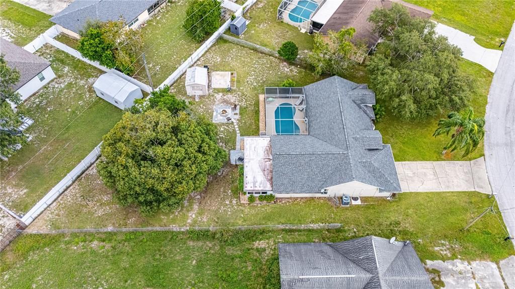 Под контрактом: $345,000 (3 спален, 2 ванн, 1732 Квадратных фут)