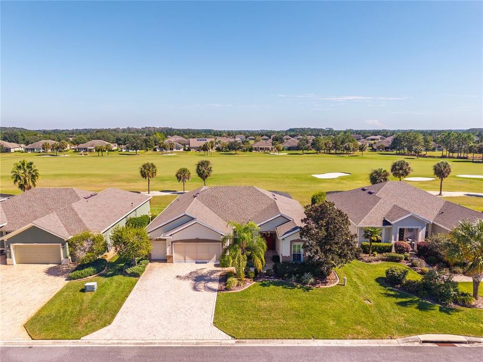 En Venta: $478,900 (3 camas, 2 baños, 2413 Pies cuadrados)