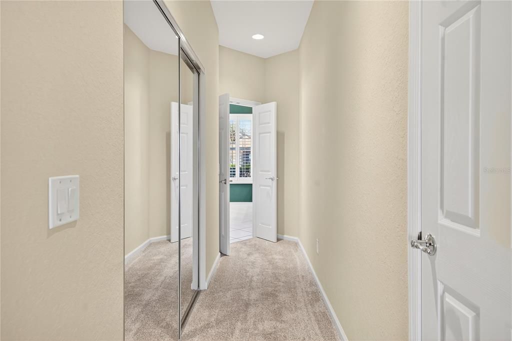 En Venta: $478,900 (3 camas, 2 baños, 2413 Pies cuadrados)