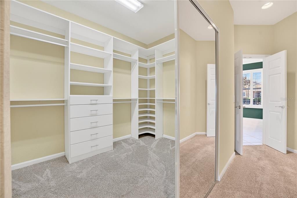 En Venta: $478,900 (3 camas, 2 baños, 2413 Pies cuadrados)