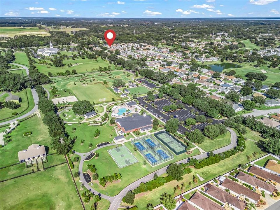 En Venta: $459,000 (3 camas, 2 baños, 2200 Pies cuadrados)