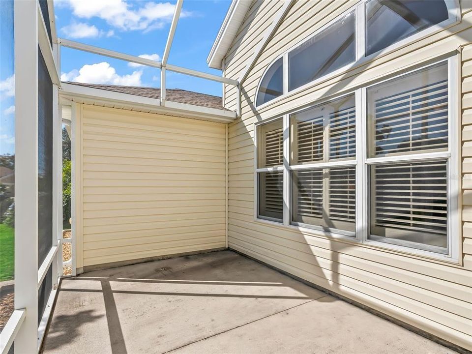 En Venta: $459,000 (3 camas, 2 baños, 2200 Pies cuadrados)