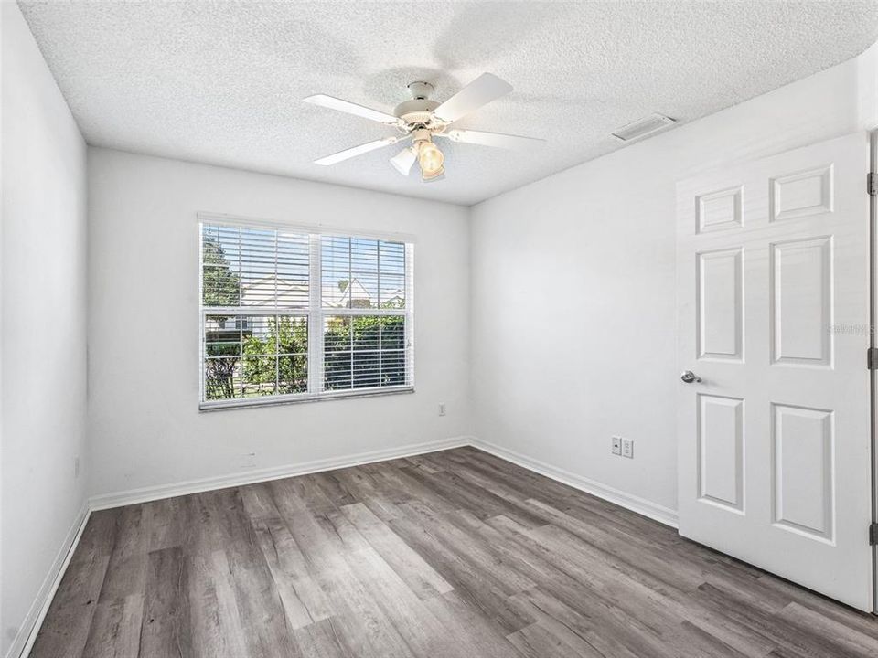 En Venta: $459,000 (3 camas, 2 baños, 2200 Pies cuadrados)