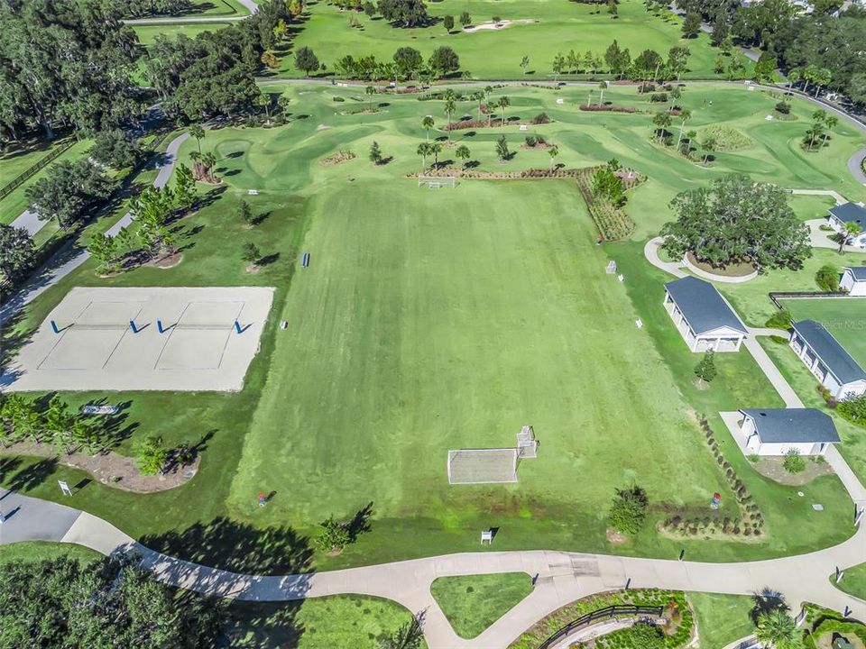 En Venta: $459,000 (3 camas, 2 baños, 2200 Pies cuadrados)