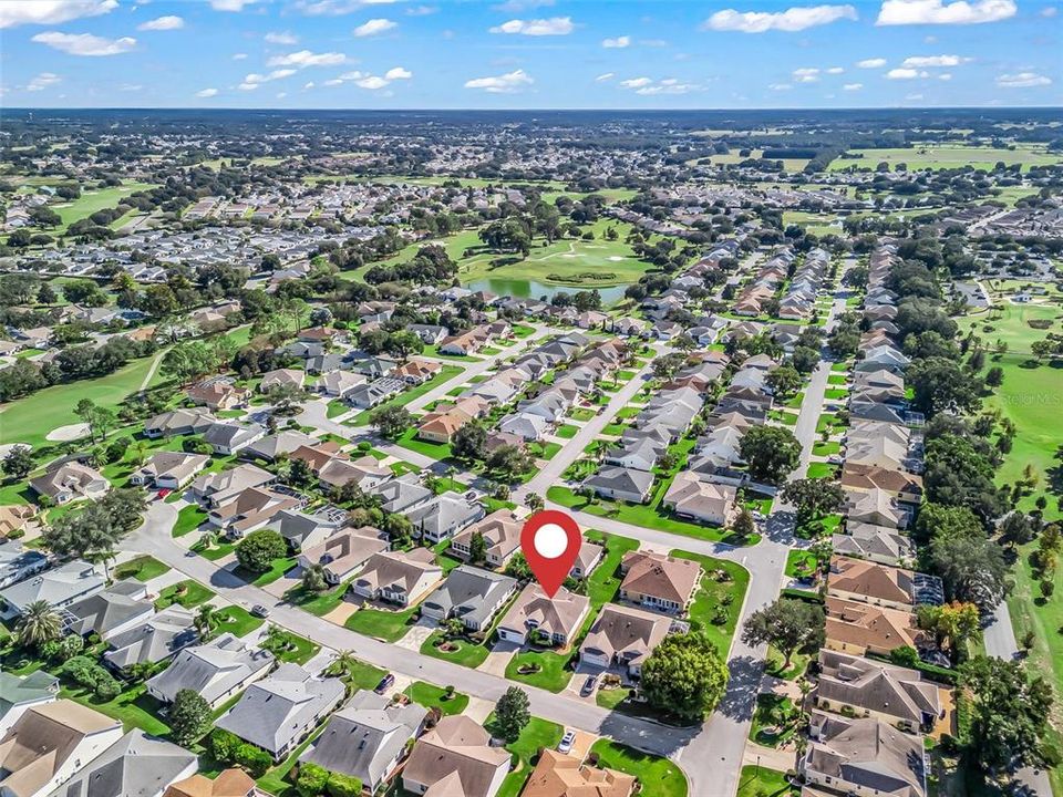 En Venta: $459,000 (3 camas, 2 baños, 2200 Pies cuadrados)