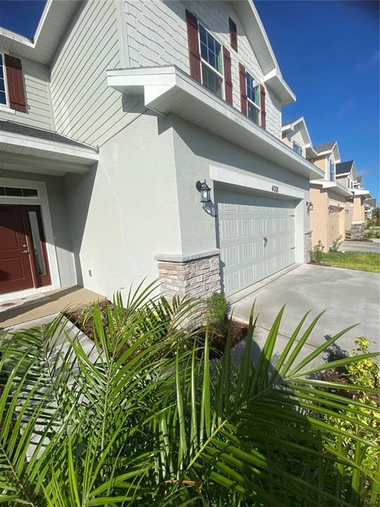 En Venta: $446,900 (4 camas, 2 baños, 2405 Pies cuadrados)