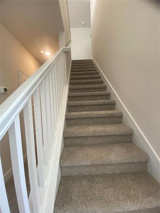 En Venta: $446,900 (4 camas, 2 baños, 2405 Pies cuadrados)