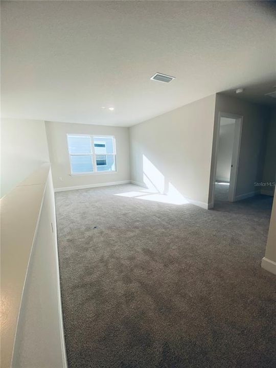 En Venta: $446,900 (4 camas, 2 baños, 2405 Pies cuadrados)