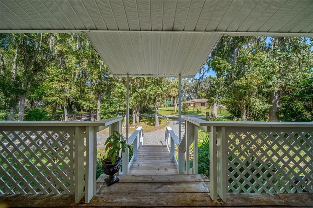 Active With Contract: $350,000 (4 beds, 2 baths, 1409 Square Feet)