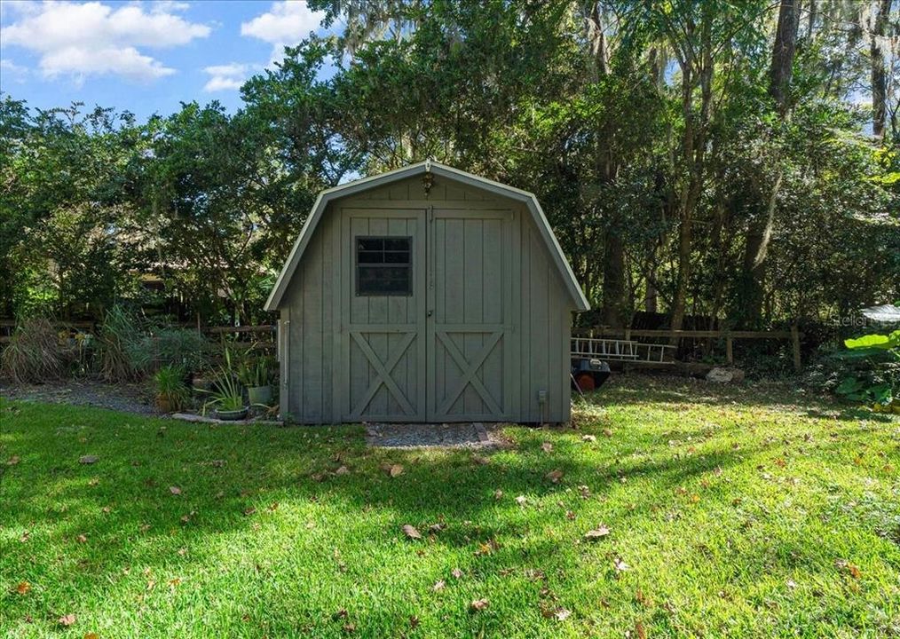 Active With Contract: $350,000 (4 beds, 2 baths, 1409 Square Feet)