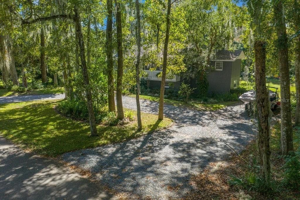 Active With Contract: $350,000 (4 beds, 2 baths, 1409 Square Feet)