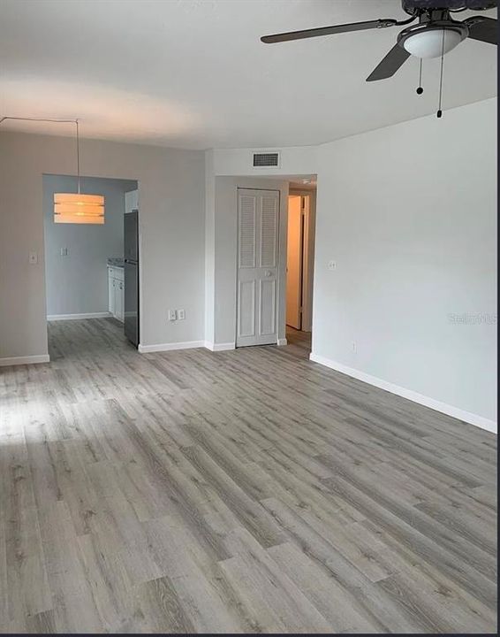 В аренду: $1,400 (2 спален, 2 ванн, 800 Квадратных фут)