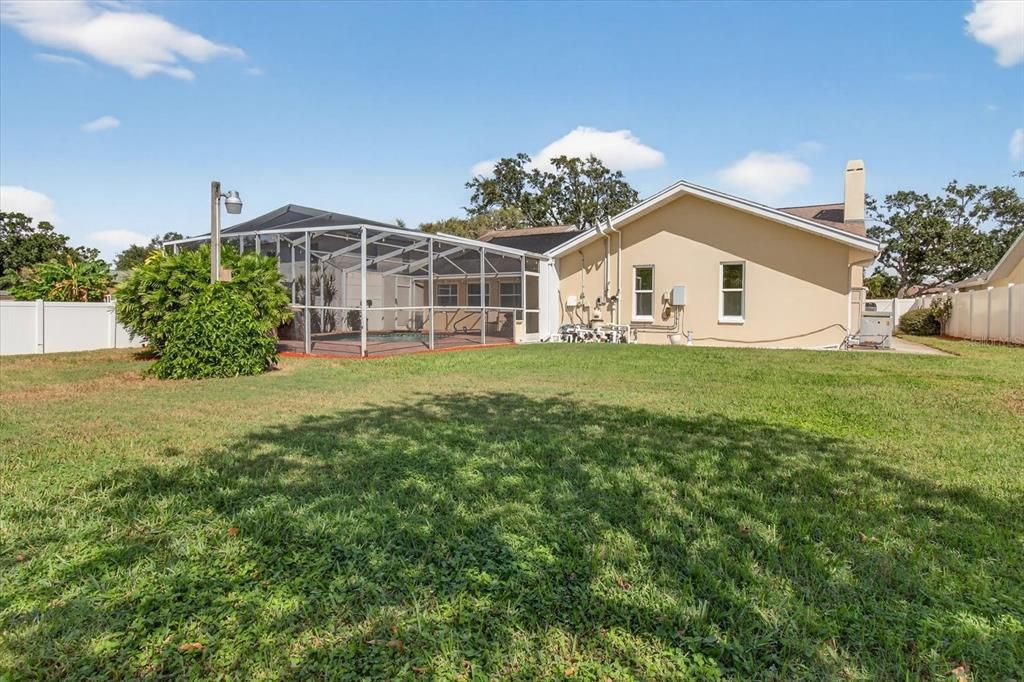 For Sale: $849,000 (3 beds, 2 baths, 2485 Square Feet)