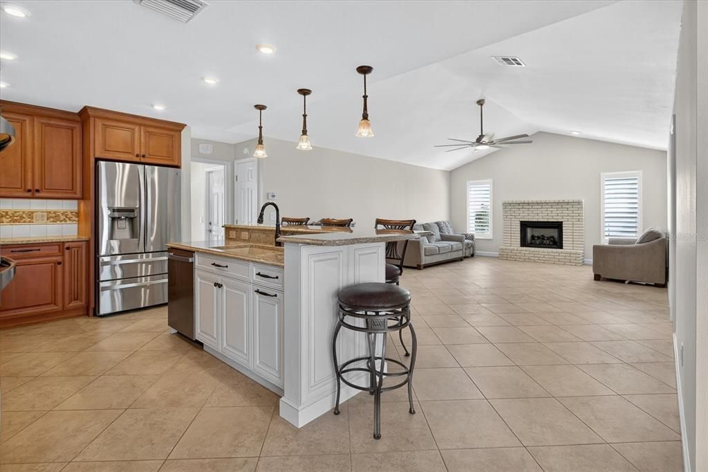 For Sale: $849,000 (3 beds, 2 baths, 2485 Square Feet)