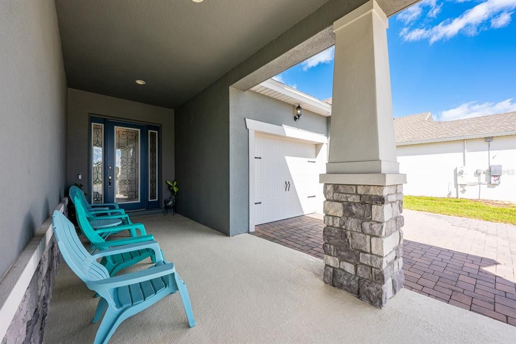 For Sale: $735,000 (4 beds, 2 baths, 2708 Square Feet)