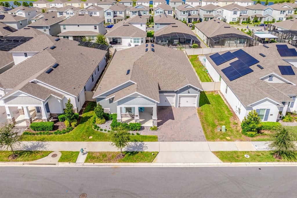 For Sale: $735,000 (4 beds, 2 baths, 2708 Square Feet)