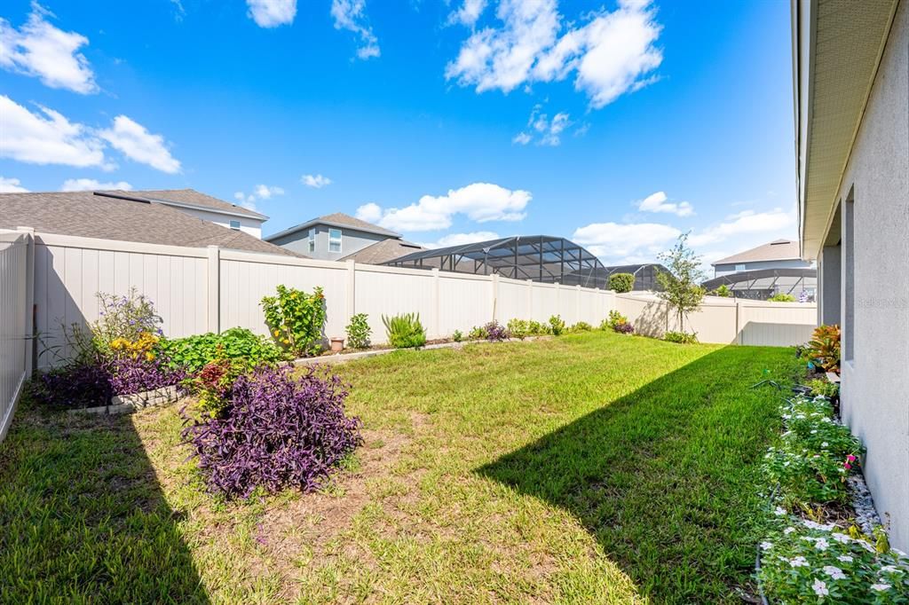 For Sale: $735,000 (4 beds, 2 baths, 2708 Square Feet)