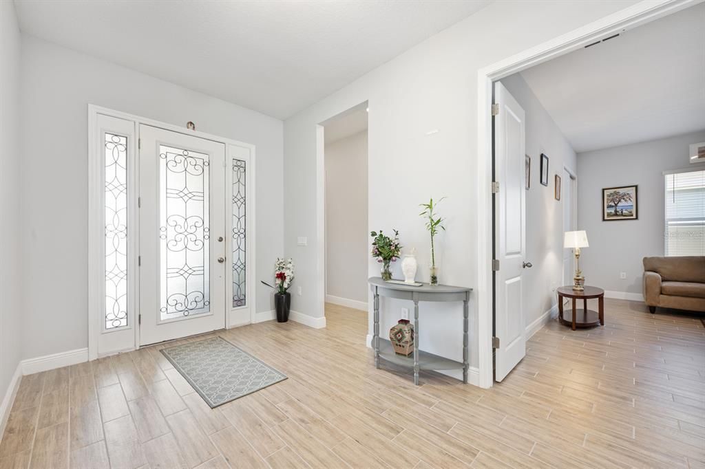 For Sale: $735,000 (4 beds, 2 baths, 2708 Square Feet)